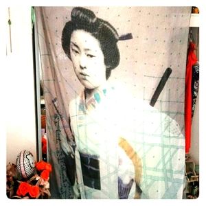 Liebeskind female samurai tapestry
